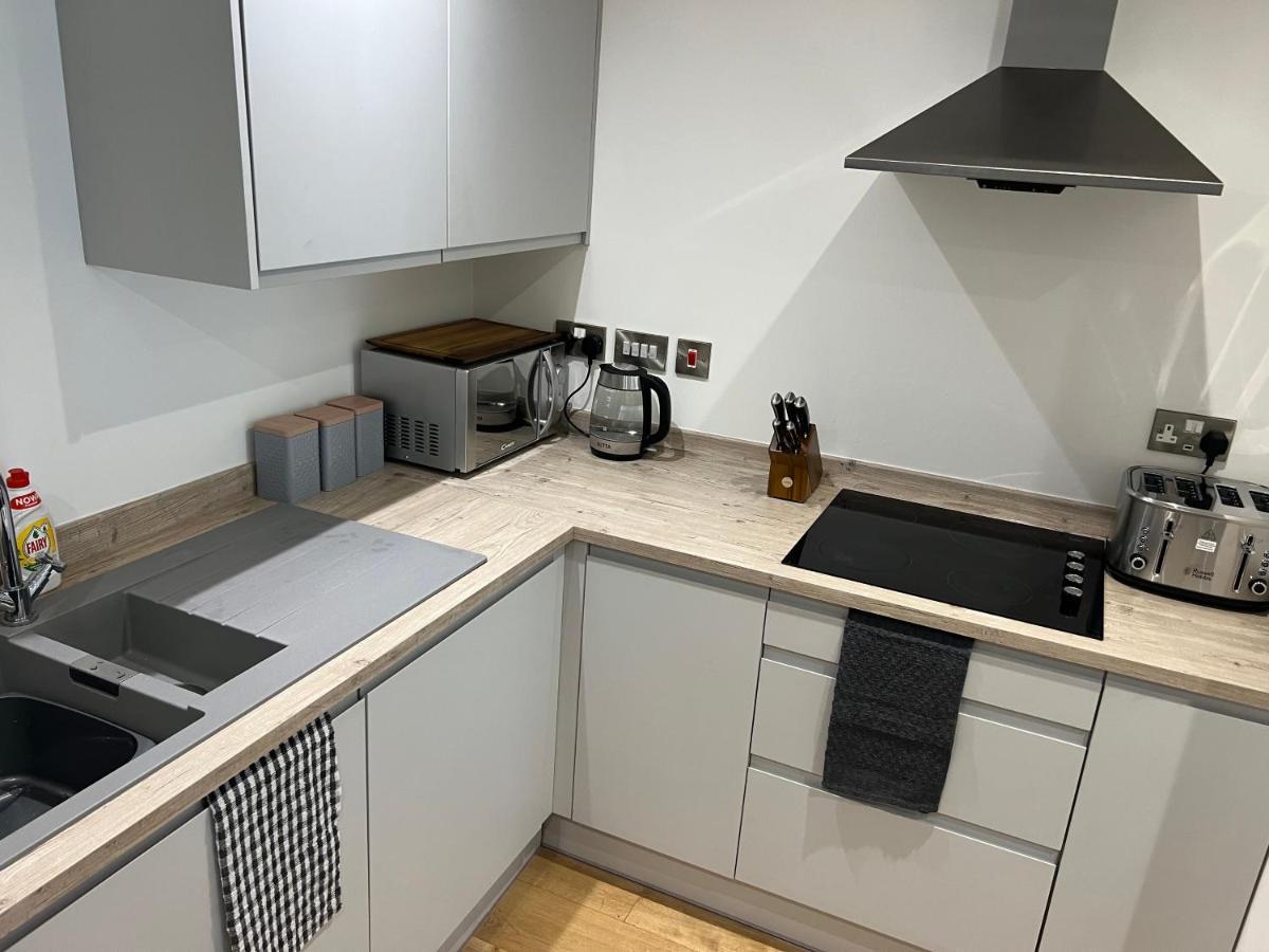 Lovely 2 Bed Apartment In Leeds Centre מראה חיצוני תמונה
