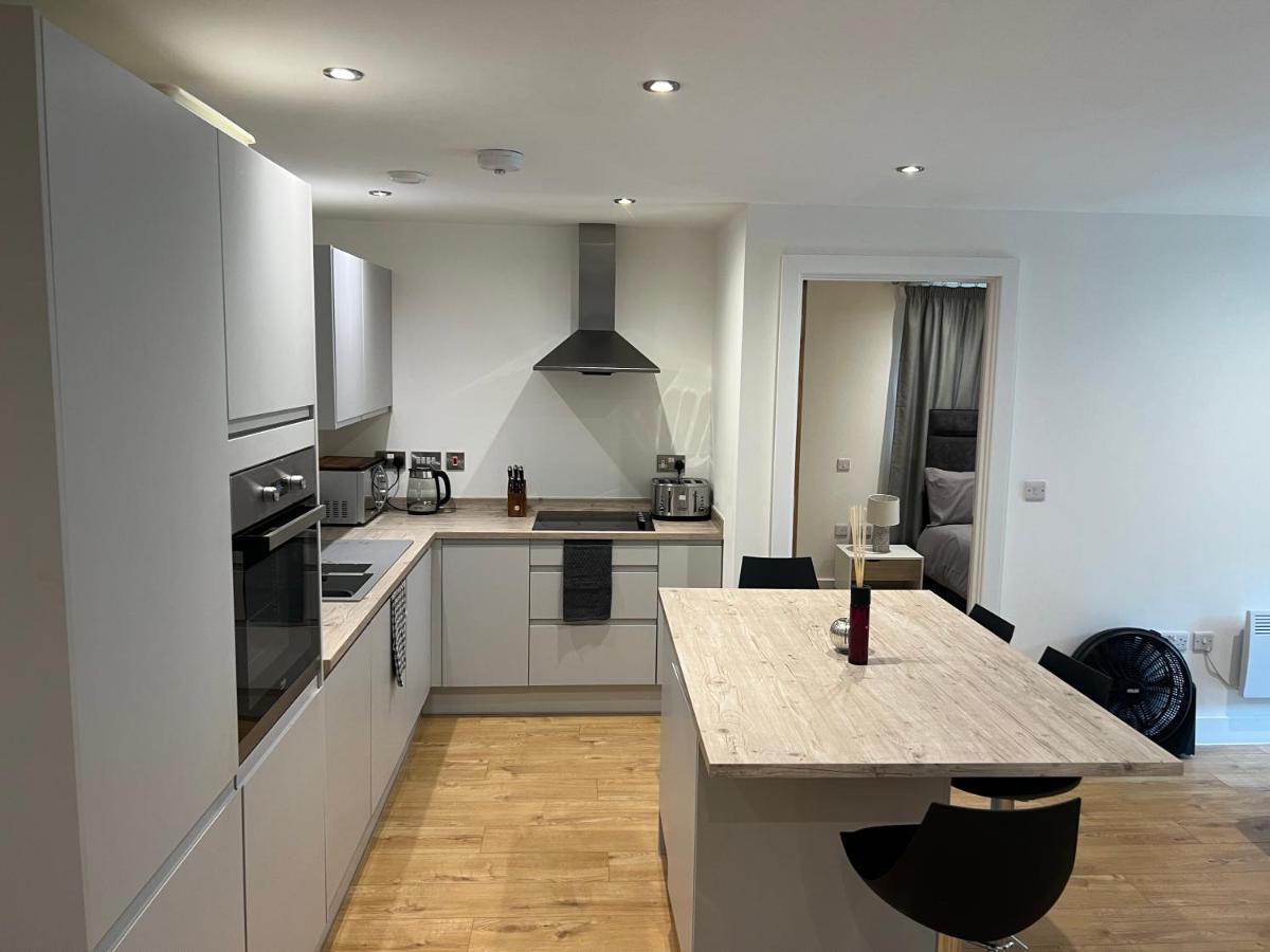 Lovely 2 Bed Apartment In Leeds Centre מראה חיצוני תמונה