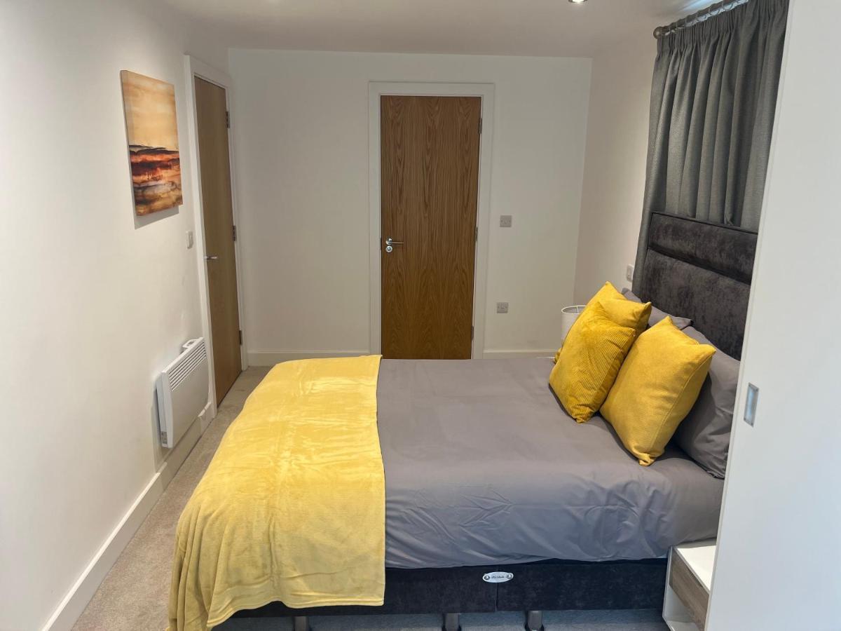 Lovely 2 Bed Apartment In Leeds Centre מראה חיצוני תמונה