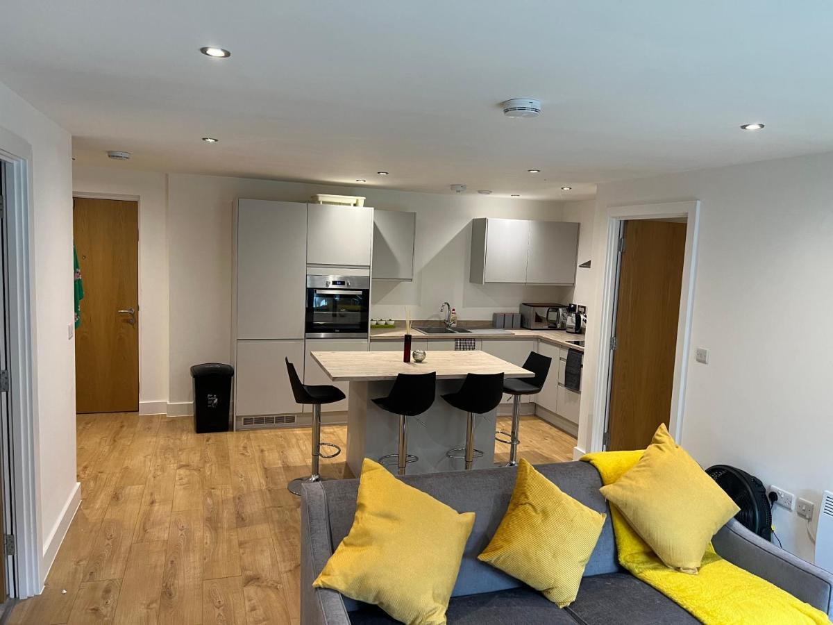 Lovely 2 Bed Apartment In Leeds Centre מראה חיצוני תמונה